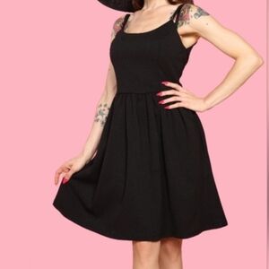Elegant Black Sleeveless Dress